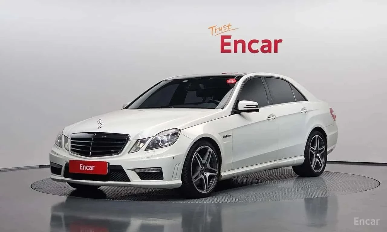 Mercedes-Benz E 63 AMG