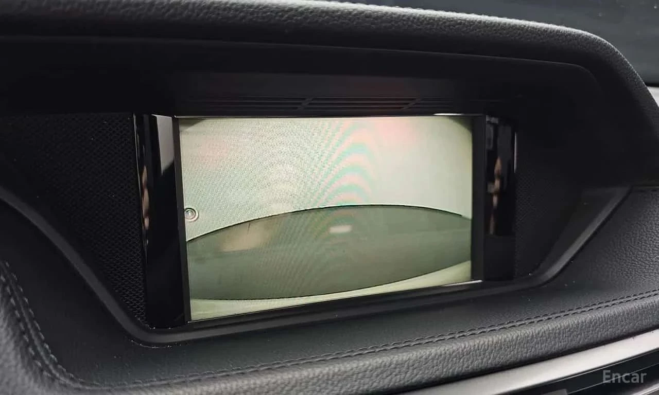 Mercedes-Benz E 63 AMG, снимка 15 - Автомобили и джипове - 56688368