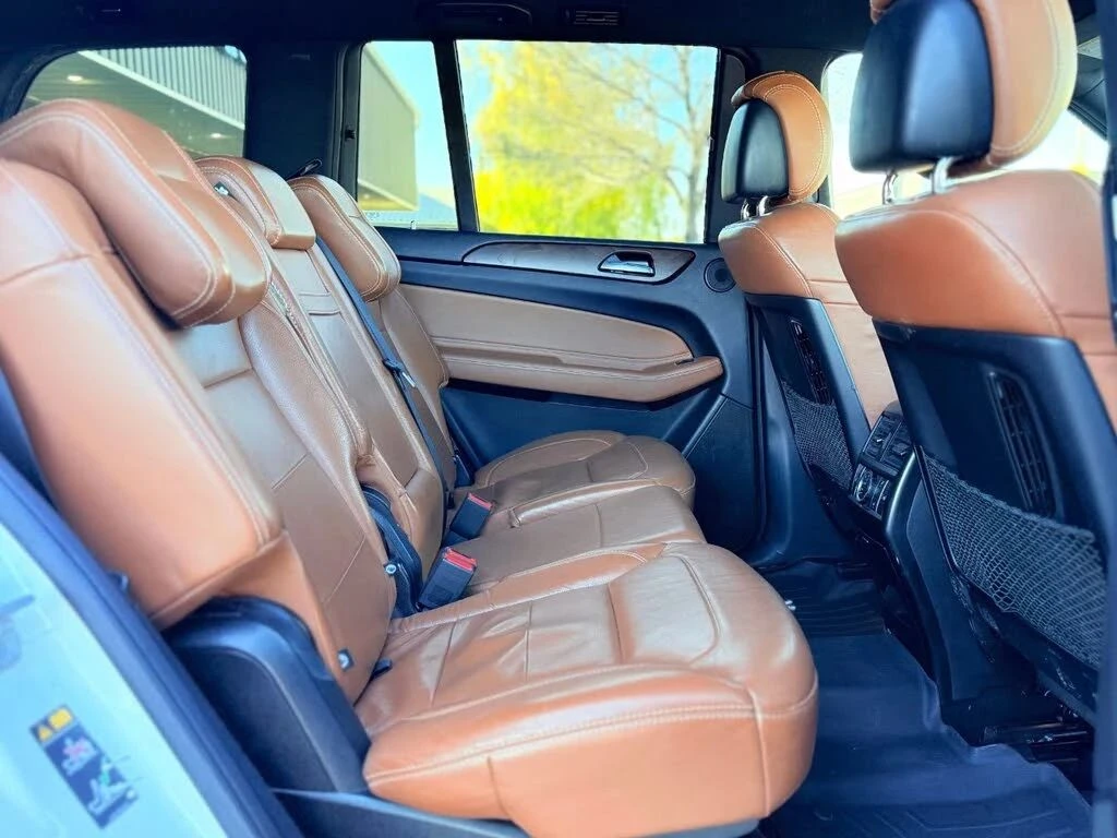 Mercedes-Benz GLS 450, снимка 10 - Автомобили и джипове - 56689524