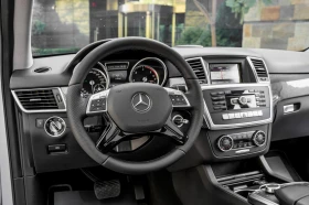 Mercedes-Benz ML 350 CDI* 4MATIC* AMG* PANORAMA* CARBON* LED, снимка 14