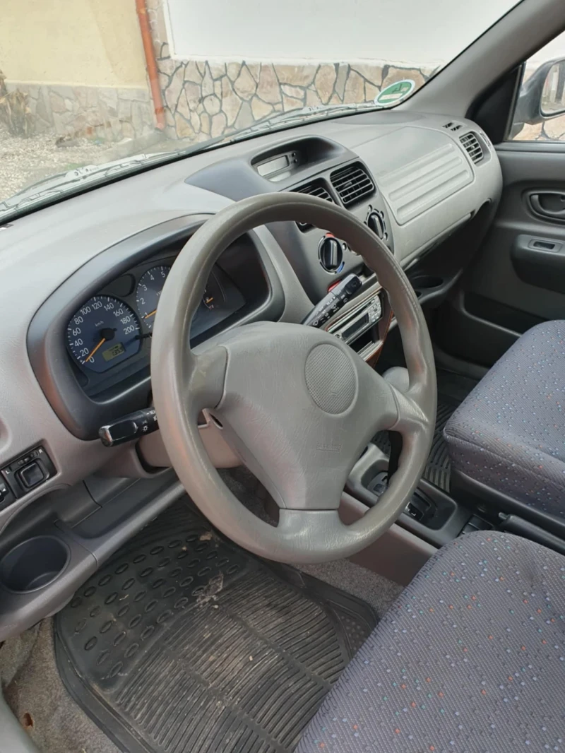 Suzuki Ignis, снимка 7 - Автомобили и джипове - 48323541