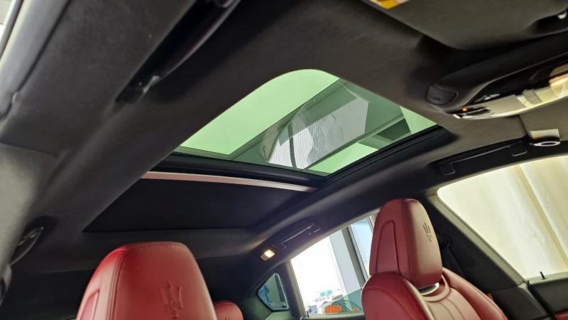 Maserati Levante 3.0 AWD SPORT, снимка 16 - Автомобили и джипове - 52454656