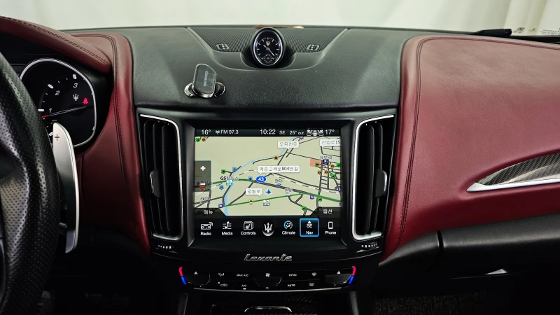 Maserati Levante 3.0 AWD SPORT, снимка 13 - Автомобили и джипове - 52454656