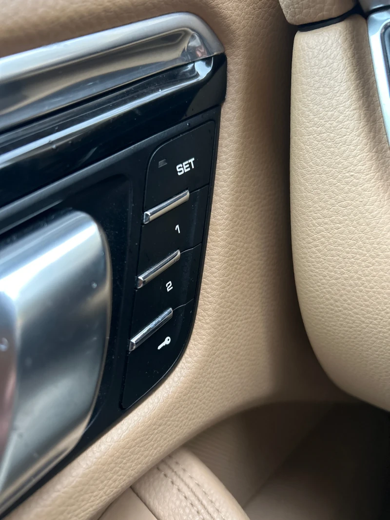 Porsche Macan 3.0 S , снимка 14 - Автомобили и джипове - 52679639