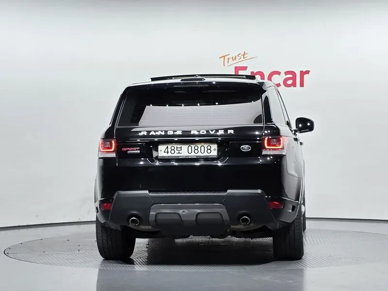 Land Rover Range Rover Sport 3.0 SDV6 AB DYNAMIC, снимка 4 - Автомобили и джипове - 55705781