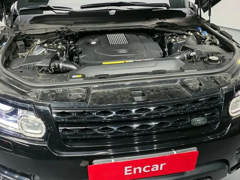 Land Rover Range Rover Sport 3.0 SDV6 AB DYNAMIC, снимка 6 - Автомобили и джипове - 55705781
