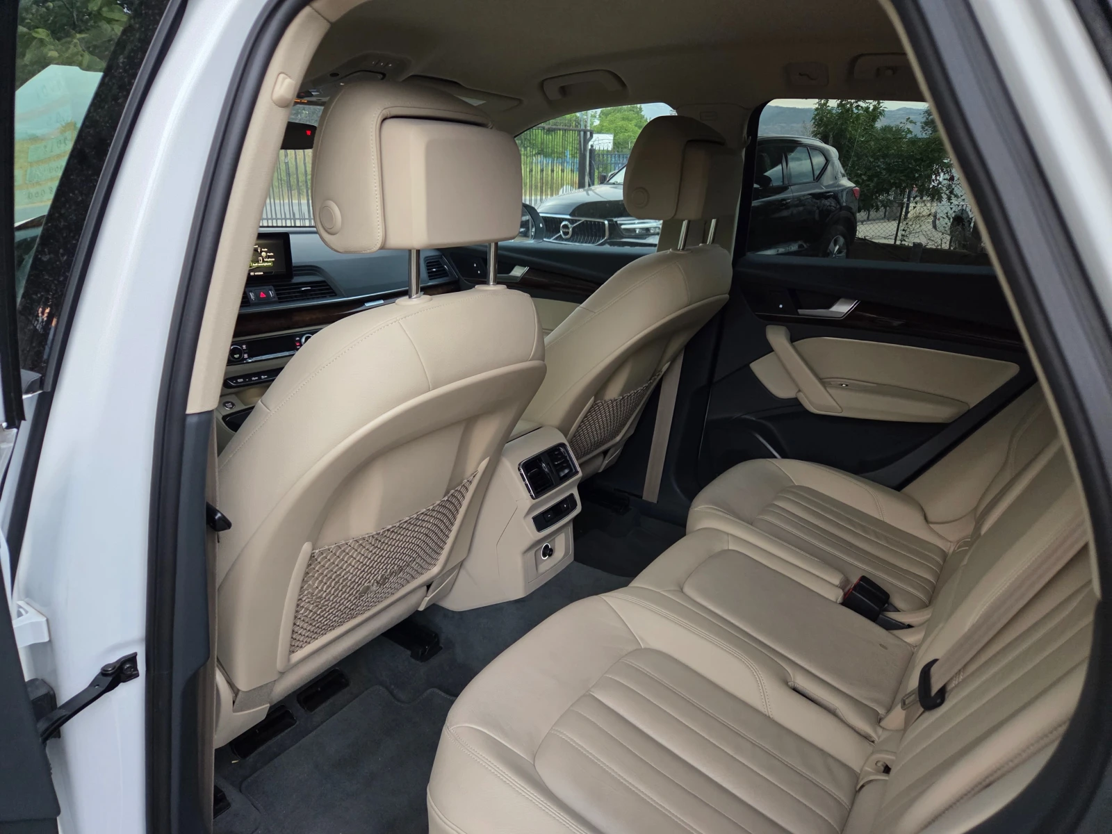 Audi Q5 2.0 T 258 ps * * KEYLESS GO* * LED* *  | Mobile.bg   11