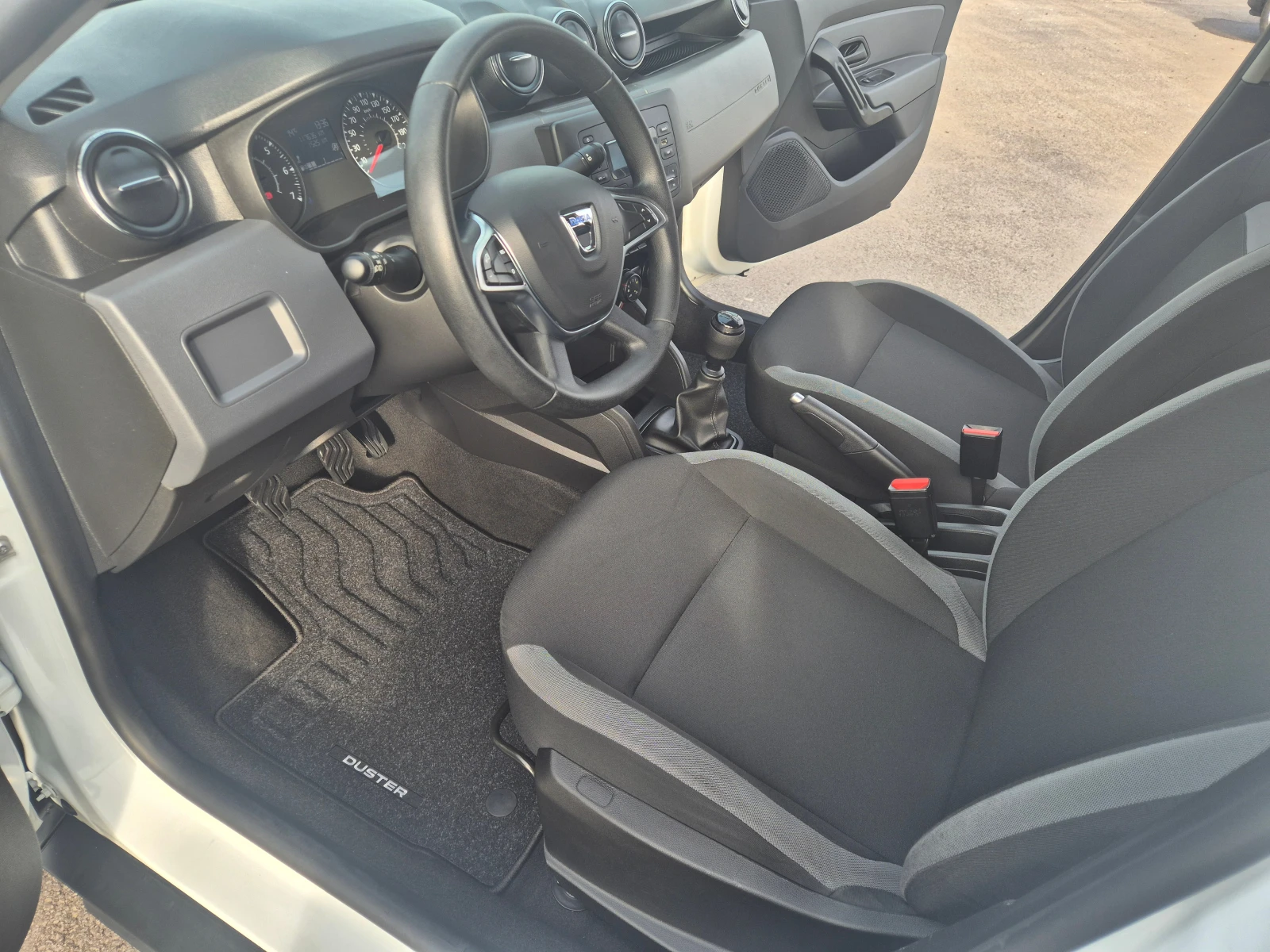 Dacia Duster 4�4= 6-�/�= 110�� | Mobile.bg � ����������� 13