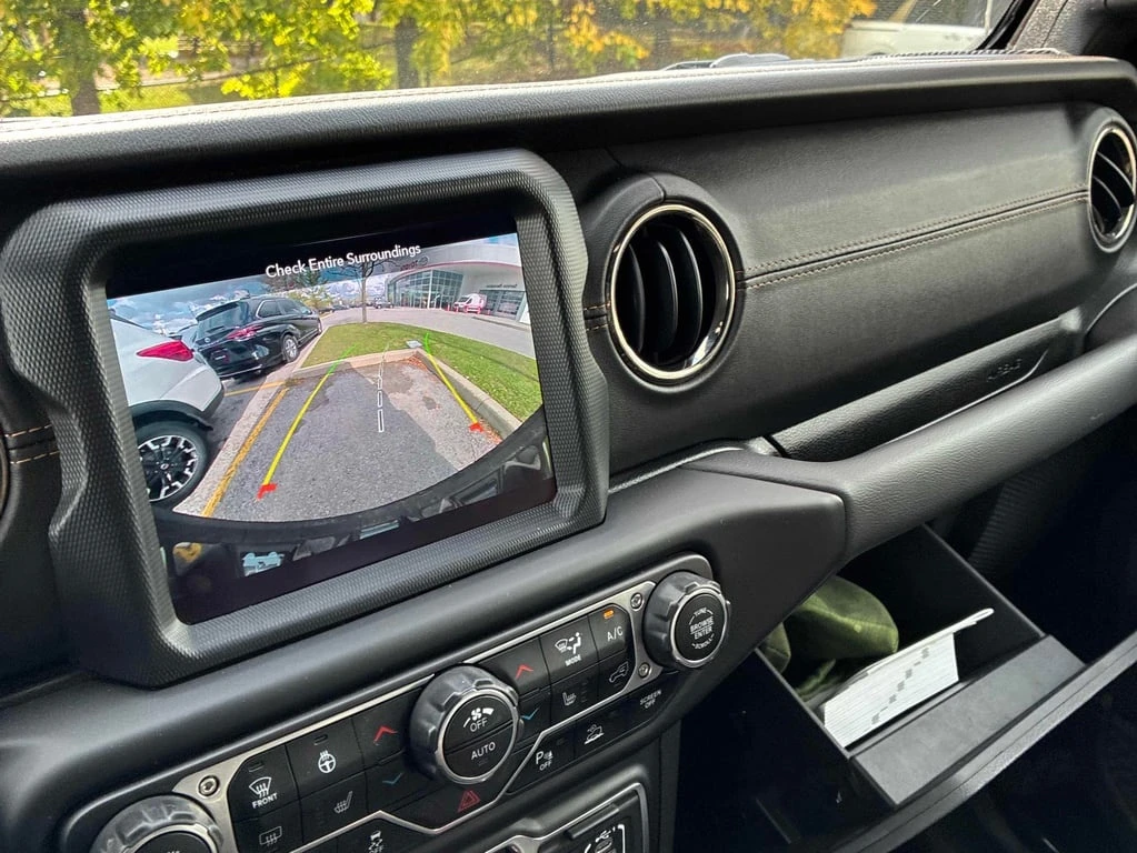 Jeep Wrangler * Unlimited High Altitude * CARFAX * ��� ��������� | Mobile.bg � ����������� 16