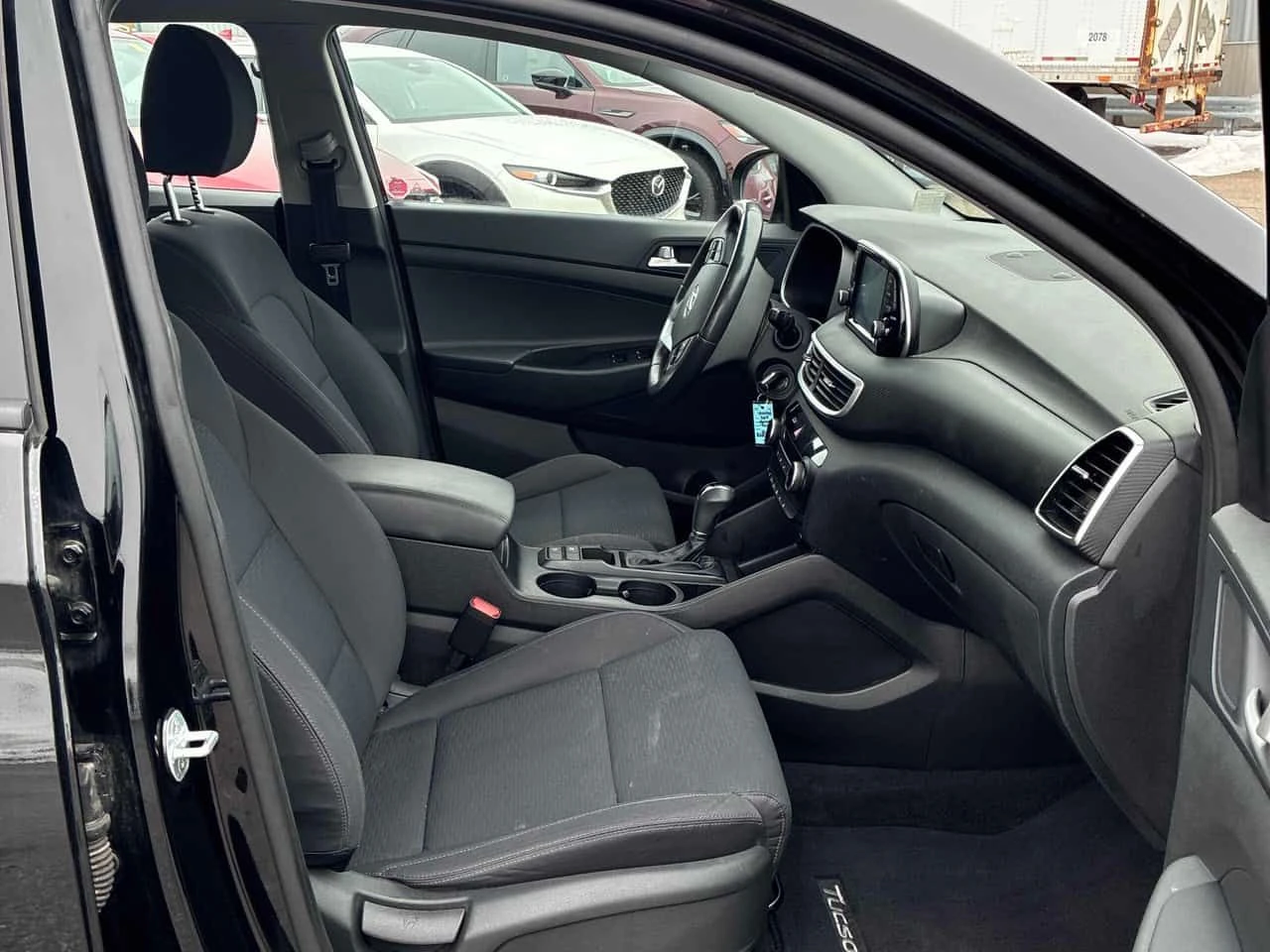 Hyundai Tucson * Preferred * KEYLESS * �������� * CARFAX | Mobile.bg � ����������� 11