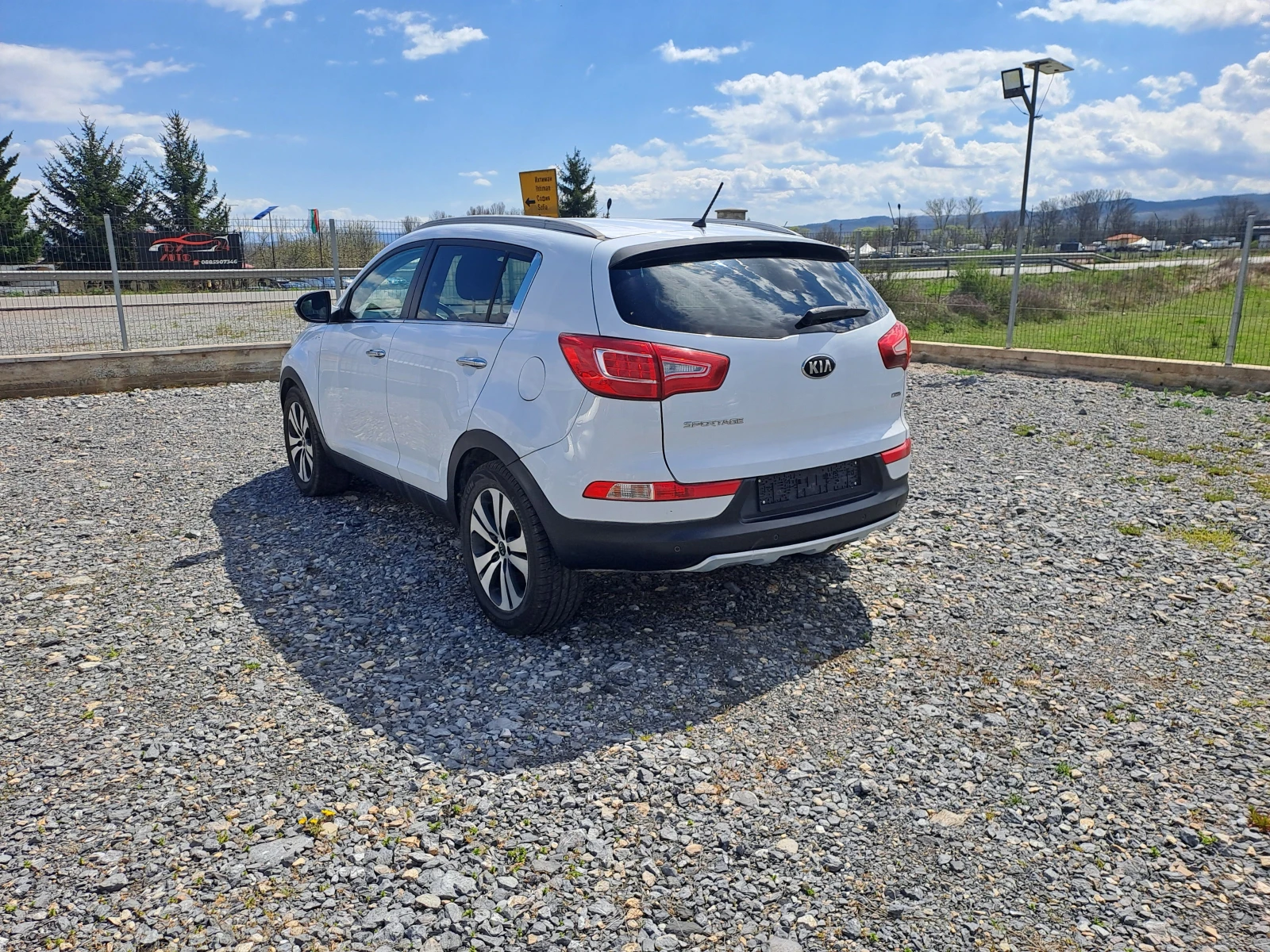 Kia Sportage 2.0CRDI 4X4 136к.с., снимка 5 - Автомобили и джипове - 54200857