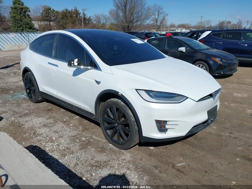Tesla Model X Long Range Dual Motor All-Wheel Drive/Long Range P