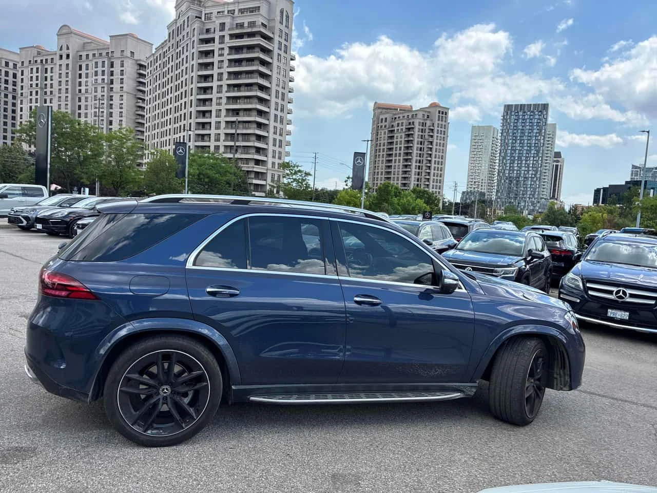 Mercedes-Benz GLE 450 AMG ОБДУХВАНЕ * BURMESTER * ДИСТРОНИК * , снимка 3 - Автомобили и джипове - 55287827