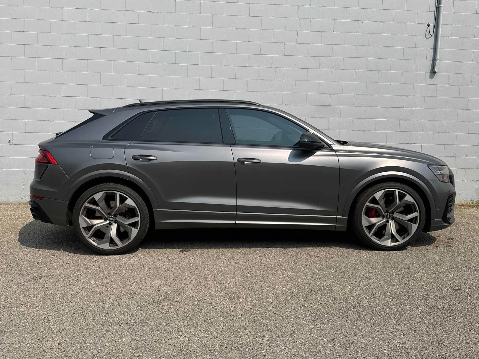 Audi RSQ8 quattro* 360* Pano* B&O* Distronic* Масажи* HUD* О, снимка 4 - Автомобили и джипове - 55608245