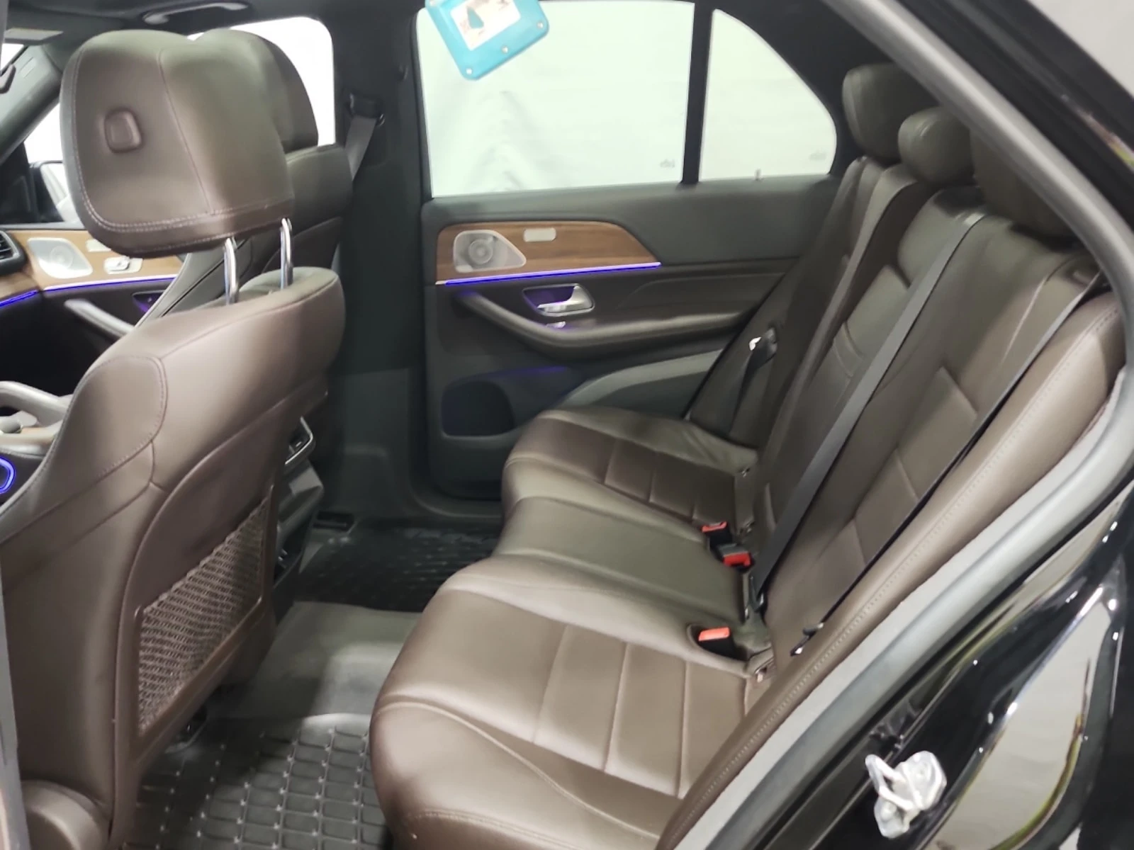 Mercedes-Benz GLE 450 CARFAX/ПАНОРАМА/ПОДГРЕВ/НАВИ/ПАМЕТ/АМБИЕНТ, снимка 12 - Автомобили и джипове - 55906367