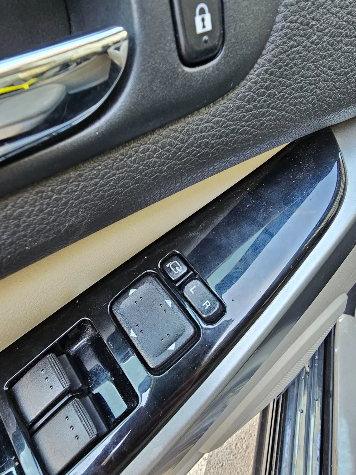 Mazda CX-7, снимка 5 - Автомобили и джипове - 56429926