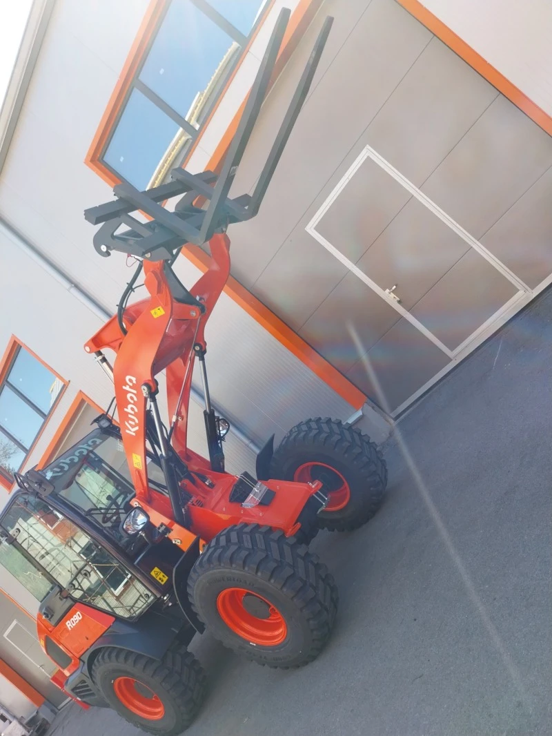 Челен товарач Друга марка KUBOTA R090, снимка 14 - Индустриална техника - 48248367