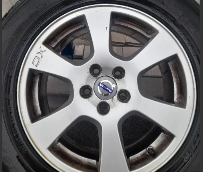 ���� � ������ 235/65R17 �� Volvo XC60 | Mobile.bg � ����������� 2