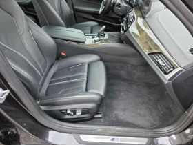 BMW 540 540i xDrive  CARFAX, снимка 11