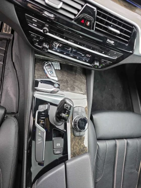 BMW 540 540i xDrive  CARFAX, снимка 9