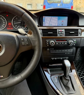 BMW 330 xDrive M PACK DISTRONIC CARPLAY PANORAMA , снимка 15