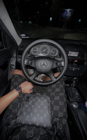Mercedes-Benz C 220 - 13898 лв. / 7105.93 € - 81585335 4