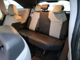 Toyota Sienna HYBRID XSE * * CARFAX * * АВТО КРЕДИТ * * , снимка 13