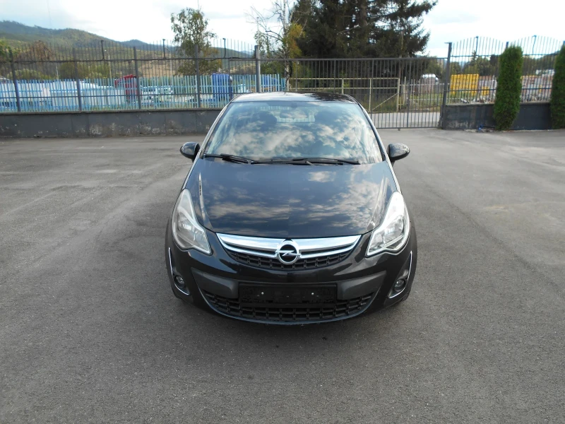 Opel Corsa 1.2i ГАЗ-БЕНЗИН , снимка 3 - Автомобили и джипове - 47526091