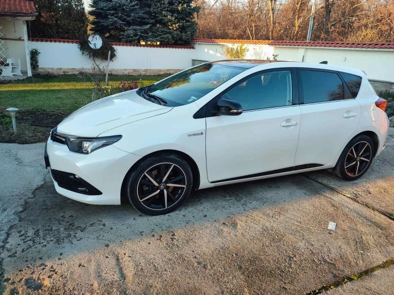 Toyota Auris, снимка 1 - Автомобили и джипове - 49545134