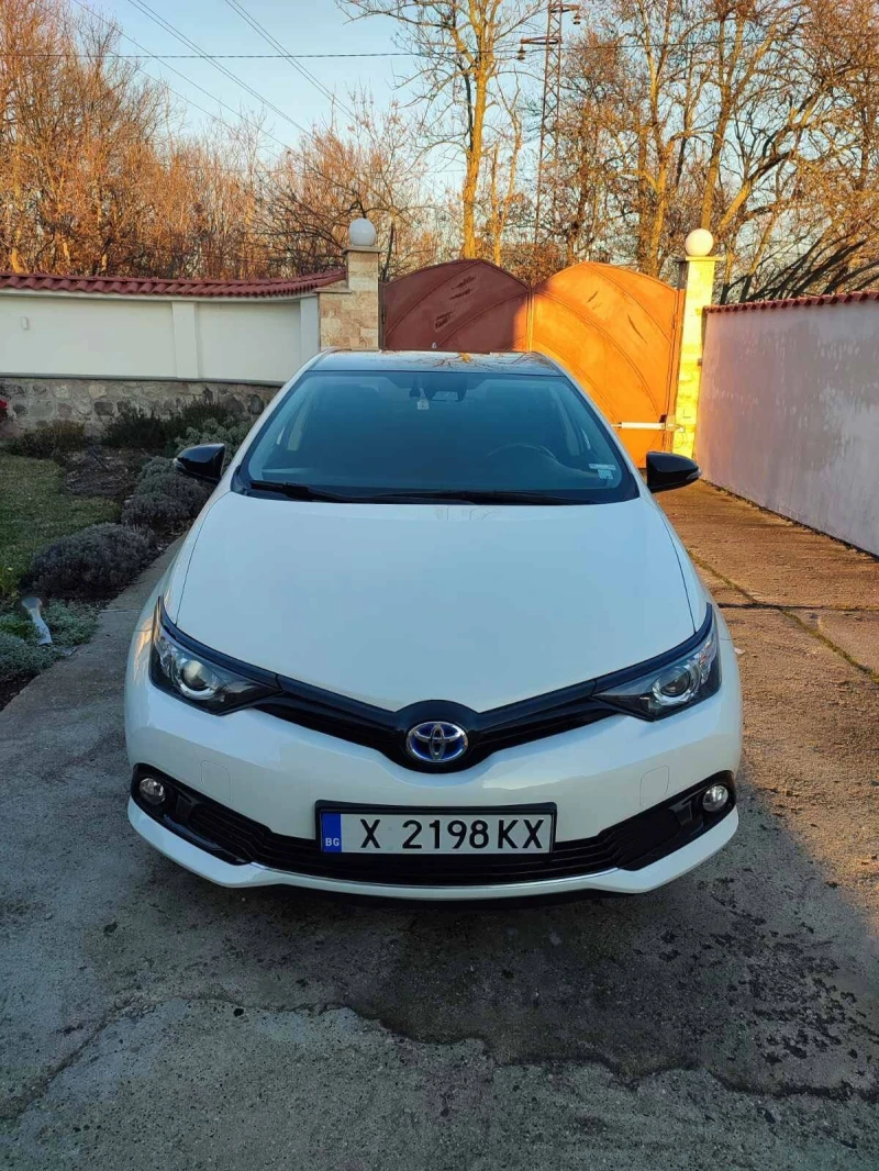 Toyota Auris, снимка 3 - Автомобили и джипове - 48561464