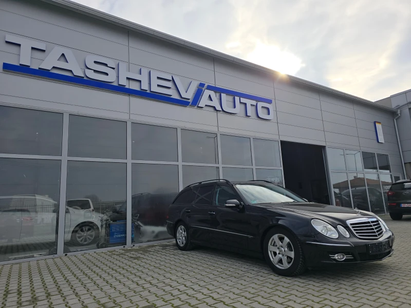 Mercedes-Benz E 220 AVANTGARDE* * ТОP* * ГЕРМАНИЯ* * , снимка 1 - Автомобили и джипове - 48871372