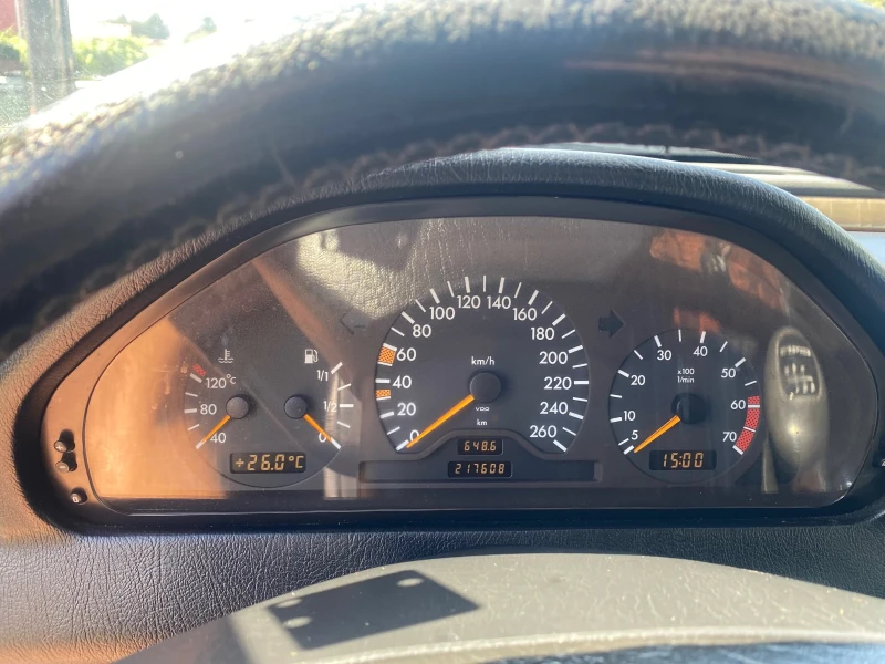 Mercedes-Benz C 200, снимка 12 - Автомобили и джипове - 52695196