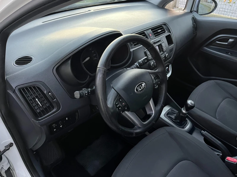 Kia Rio 1.3i-Газов Инжекцион, снимка 12 - Автомобили и джипове - 52617718