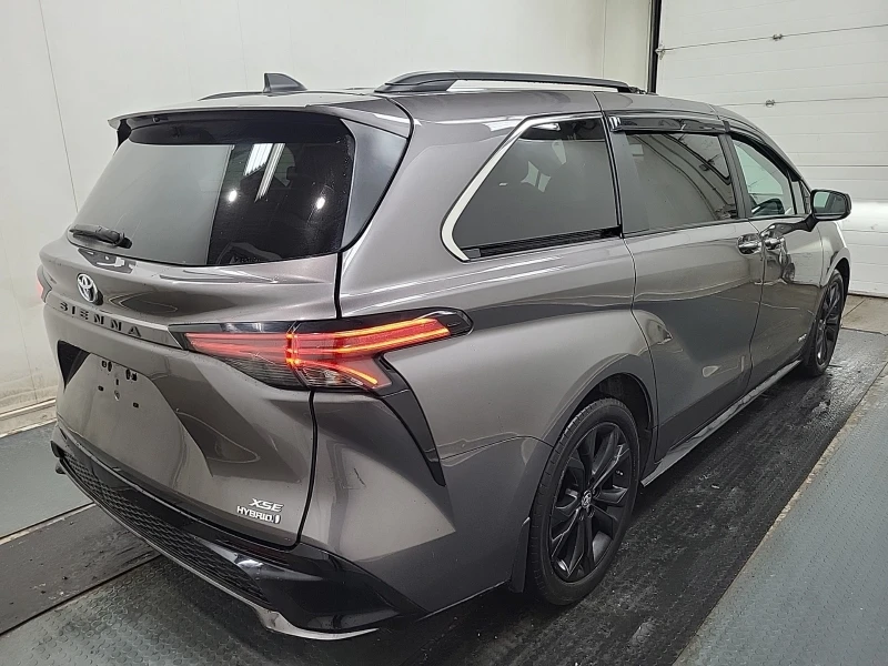 Toyota Sienna HYBRID XSE * * CARFAX * * АВТО КРЕДИТ * * , снимка 4 - Автомобили и джипове - 53329014