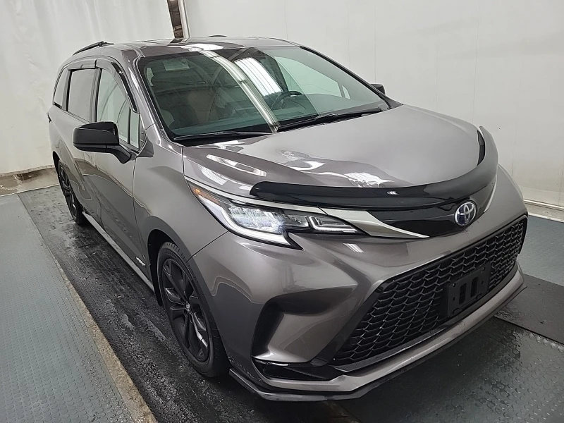 Toyota Sienna HYBRID XSE * * CARFAX * * АВТО КРЕДИТ * * , снимка 3 - Автомобили и джипове - 53329014