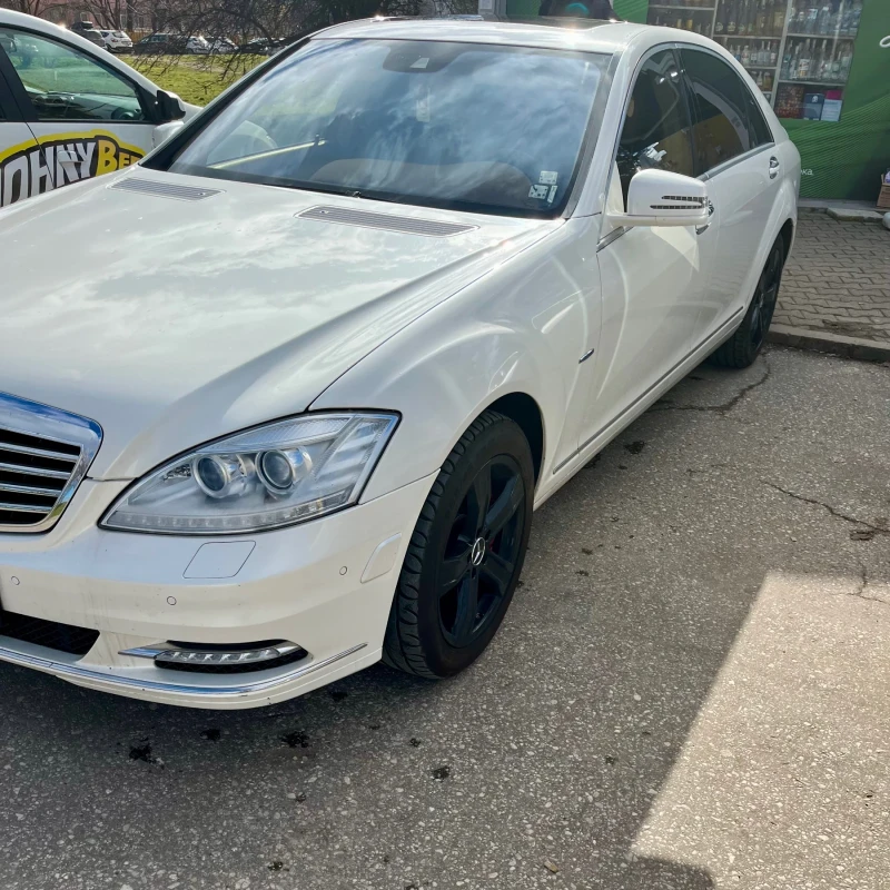 Mercedes-Benz S 550 4MATIC, снимка 3 - Автомобили и джипове - 53447367