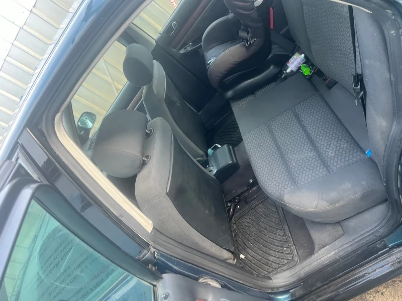 Audi A4 1.8 125, снимка 4 - Автомобили и джипове - 53449431