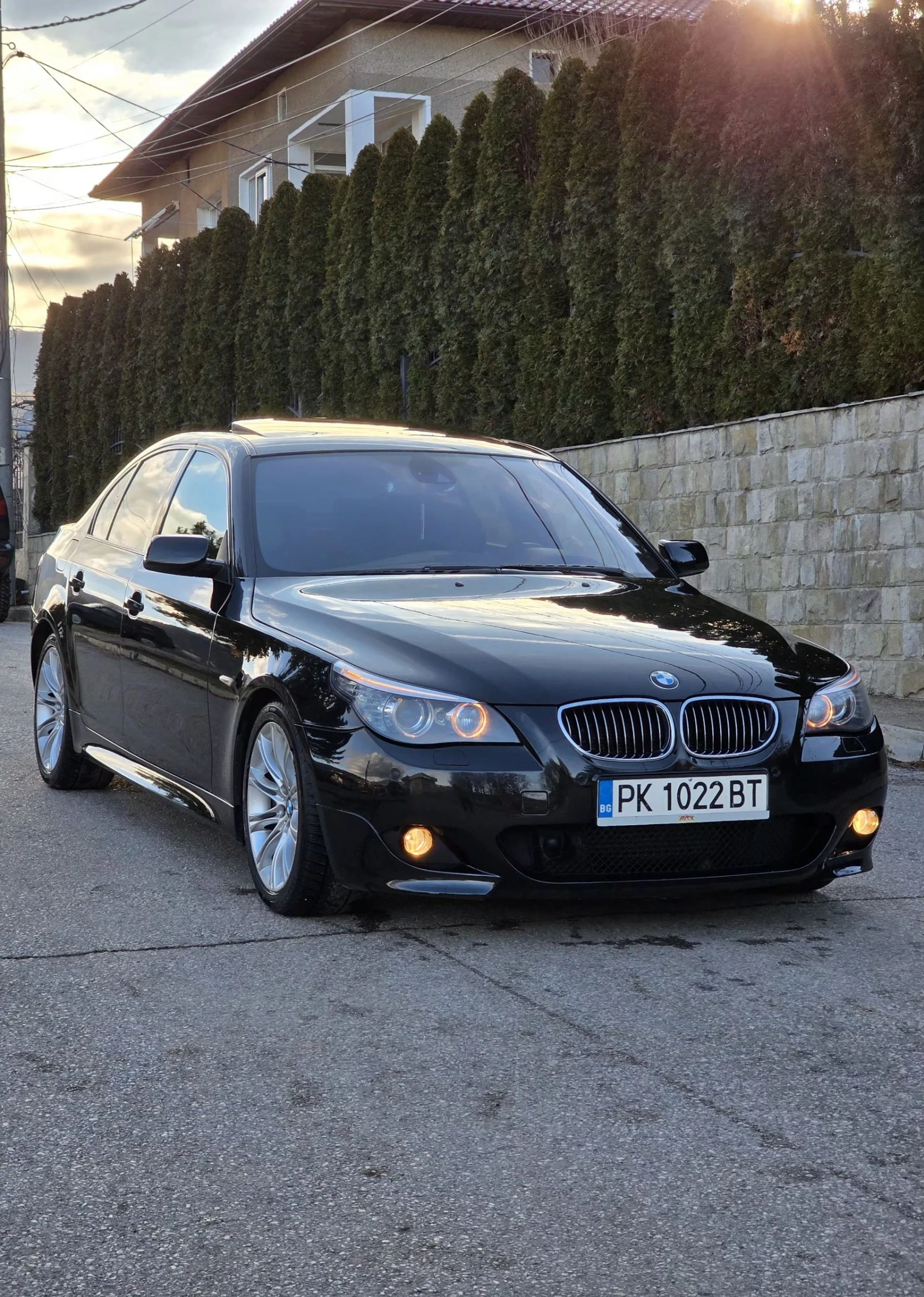 BMW 530 d 235 * M-pack * Softclose * Headup * Обдухване * , снимка 1