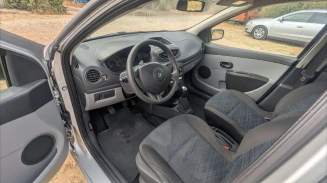 Renault Clio, снимка 1