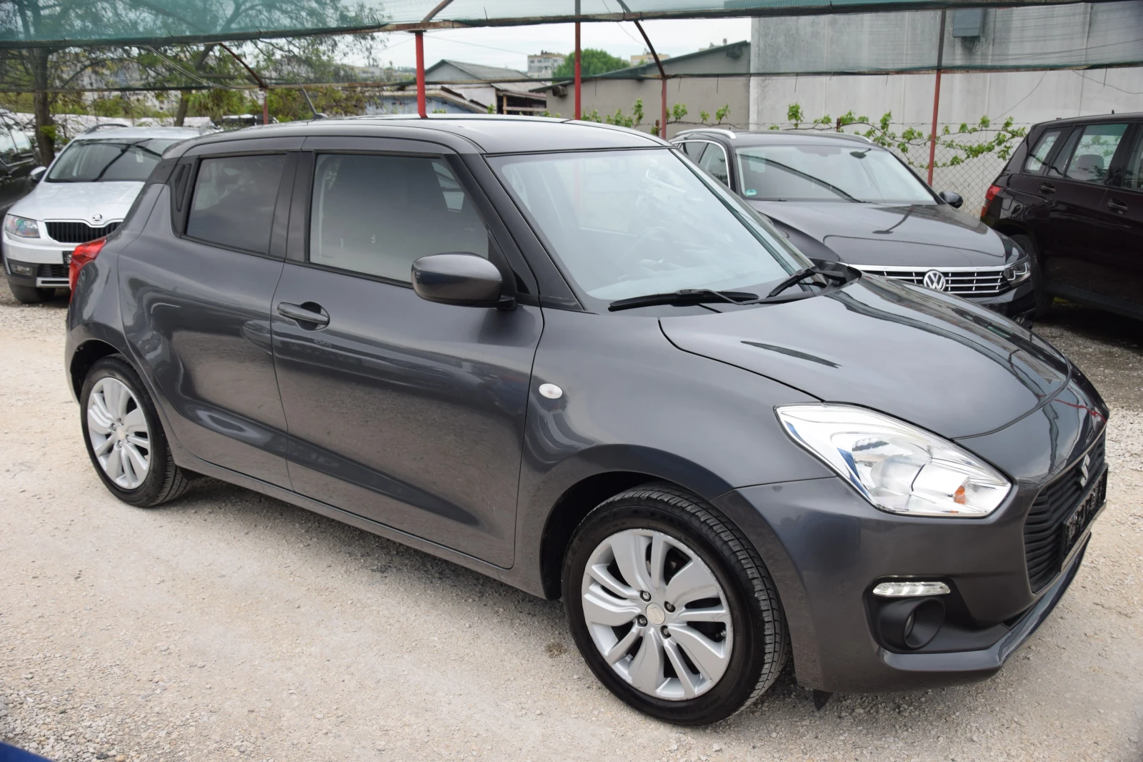 Suzuki Swift 1, 25i - изображение 8