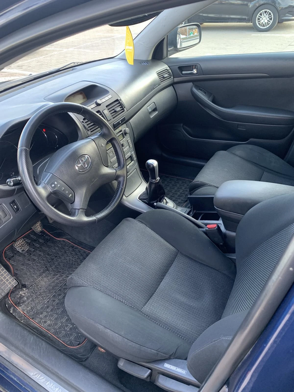 Toyota Avensis 2.0 TDI - изображение 7