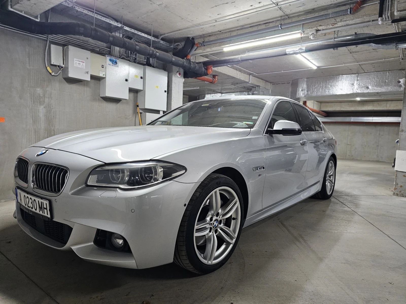 BMW 530 Facelift; М пакет; xDrive; 1 собственик;  - изображение 2