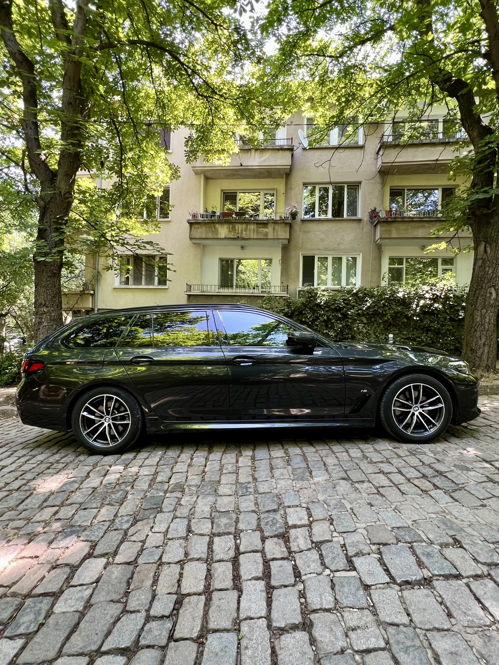 BMW 520 d-xDraive M Sportpaket Facelift EXCLUSIVE - FuLL  - изображение 5