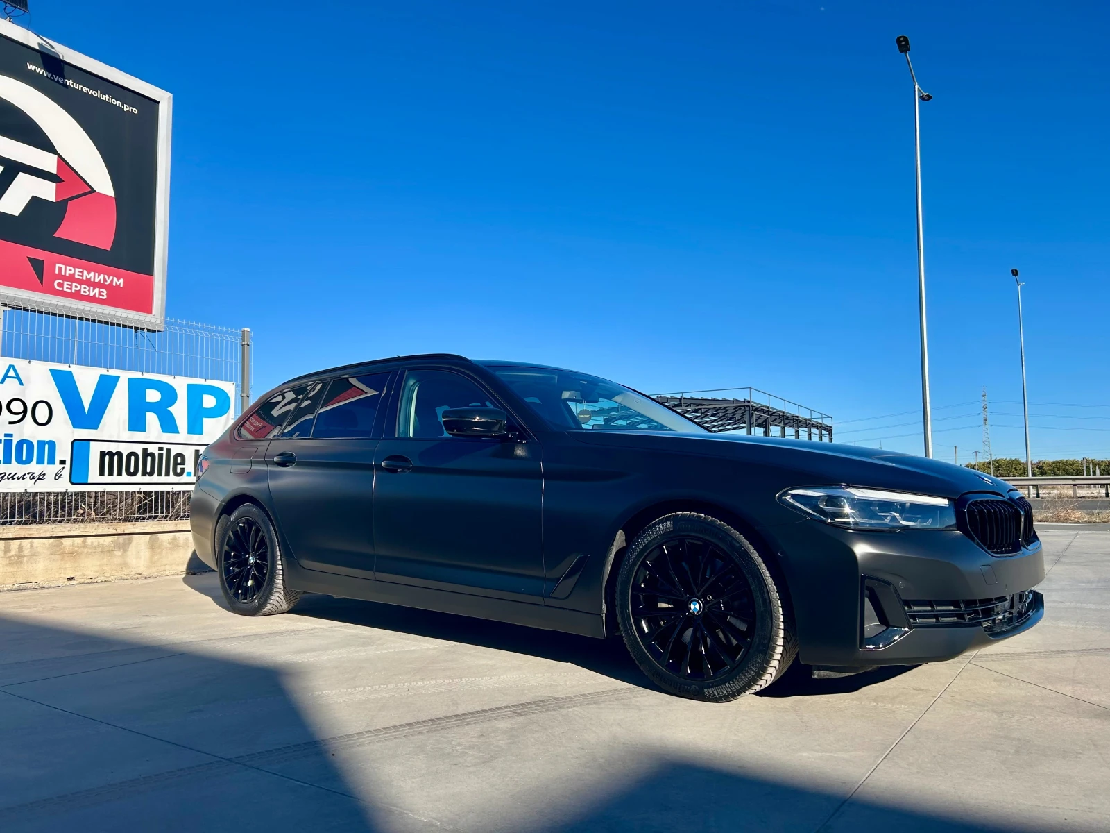 BMW 530 G31 Touring LCI Head Up* Panorama* Distronic* Ambi - изображение 3