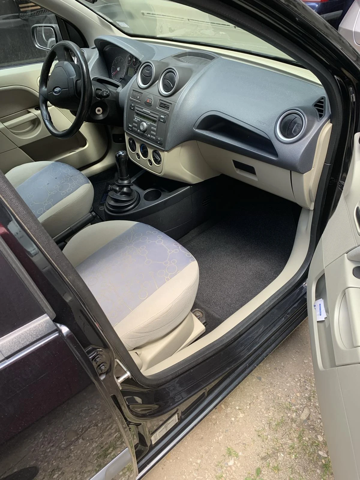 Ford Fiesta  - изображение 5