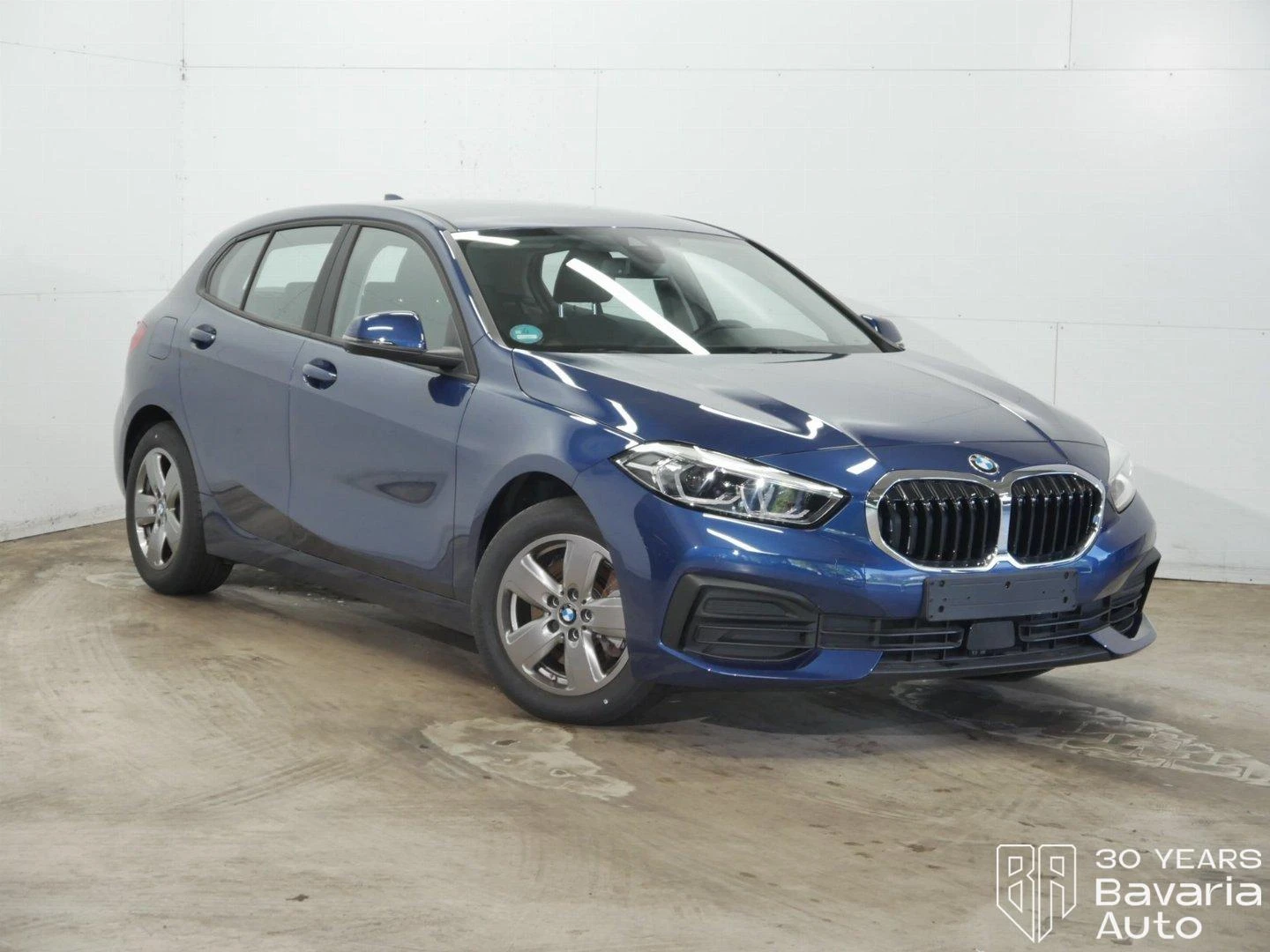 BMW 116  i Advantage - изображение 4