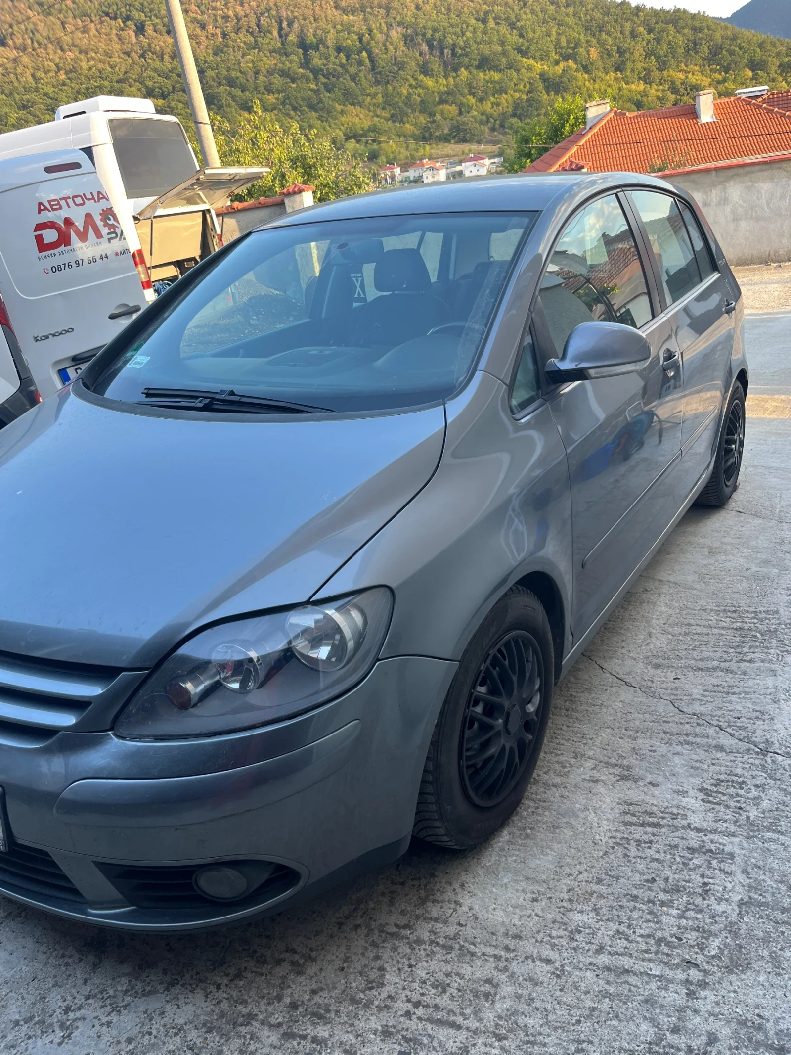 VW Golf Plus 1.9 105к.с - изображение 3