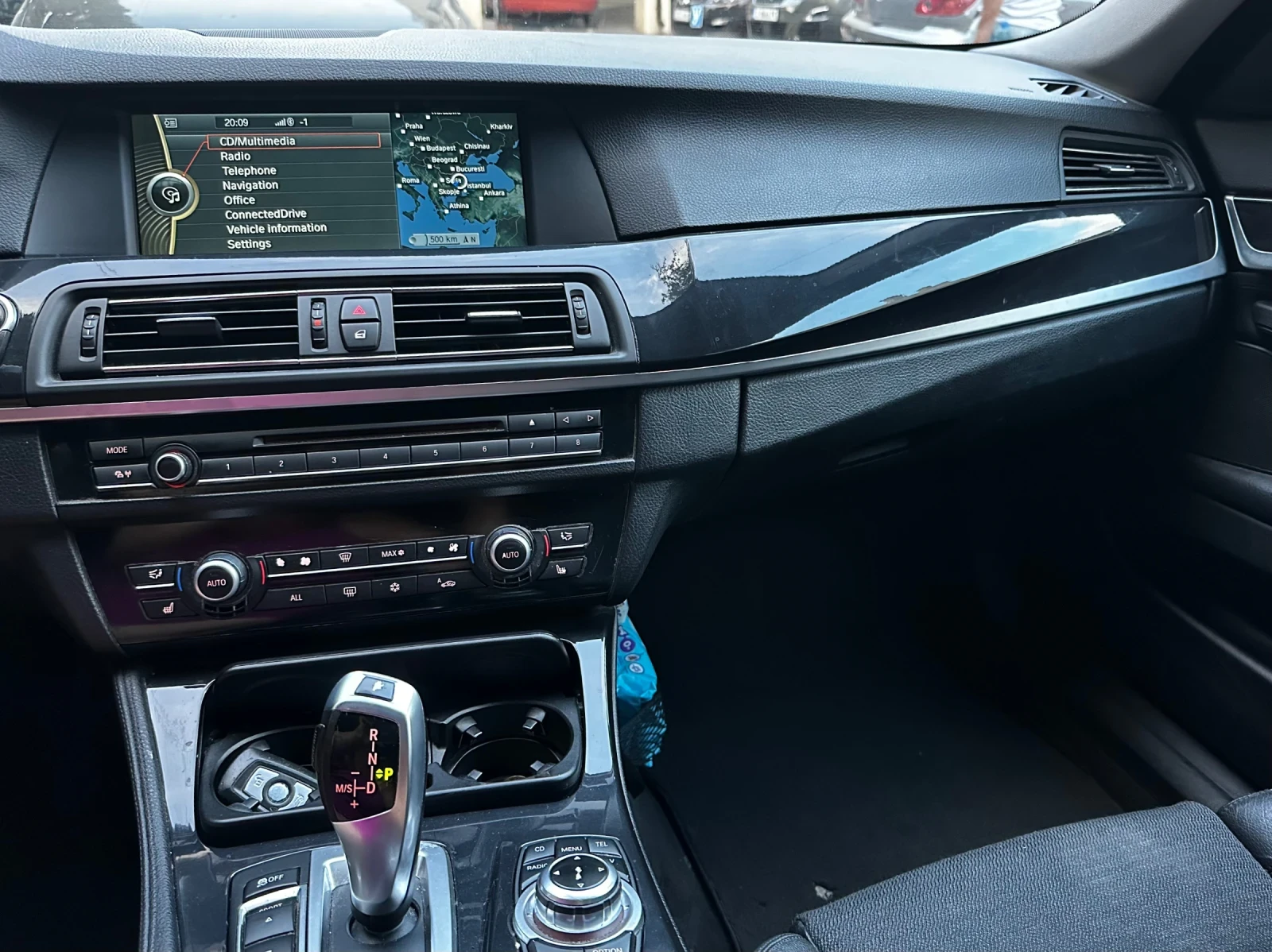 BMW 525 D X drive - изображение 5