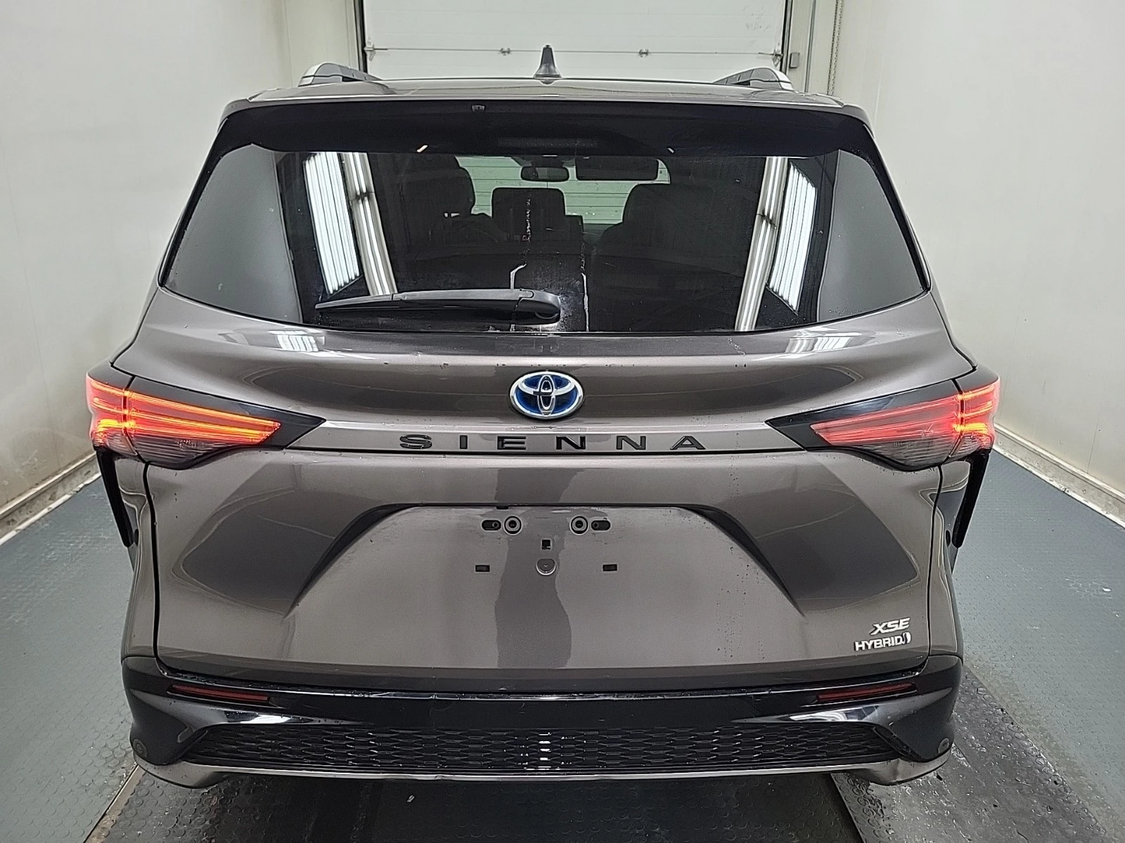 Toyota Sienna HYBRID XSE * * CARFAX * * АВТО КРЕДИТ * *  - изображение 5