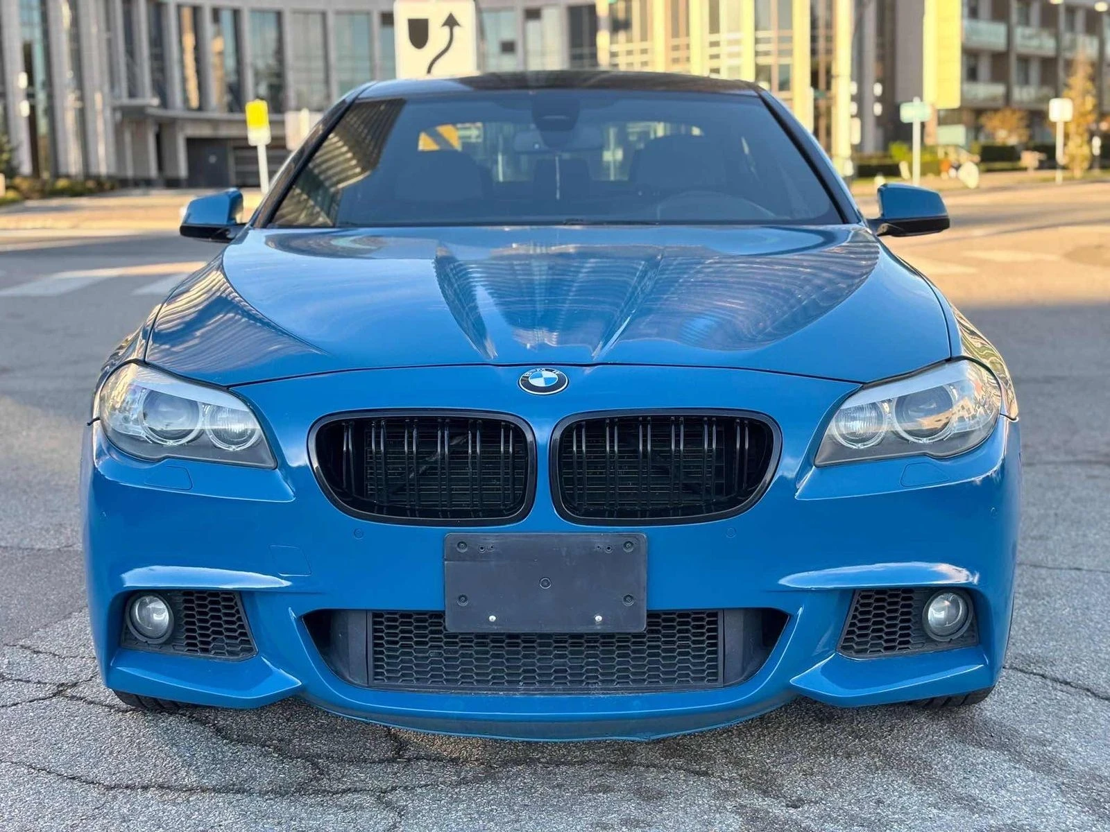 BMW 535 xDrive С РЕГИСТРАЦИЯ & АВТО КРЕДИТ  - изображение 3